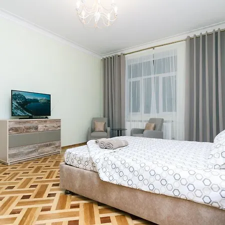 Apartamento 2 Bedroms Right Near Khreashatik *